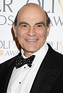 How tall is David Suchet?